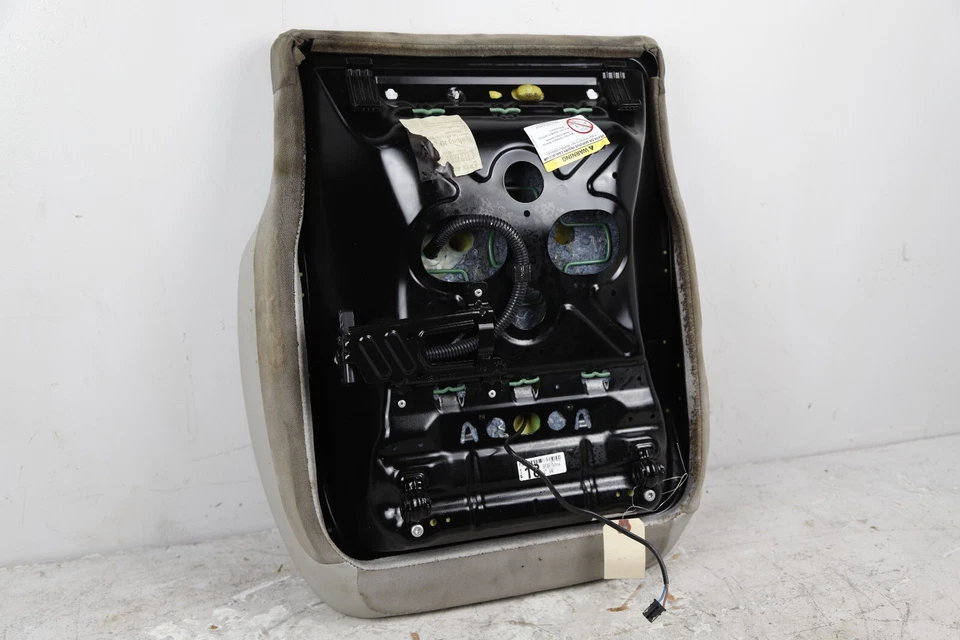 08-14 Cojín asiento inferior delantero derecho gris mercedes w204 c250 c300 fabricante de equipos originales Foto 2 de 3