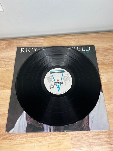 Rick Springfield Living in Oz Record Original 12" Vinyl LP 1983 RCA Classic Rock - Picture 6 of 12