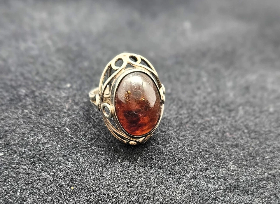 Anillo vintage ámbar y plata de ley Foto 2 de 4