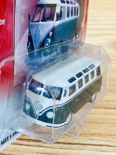 Johnny Lightning - Volkswagen 1966 21 Window Samba Bus - 第 3/4 張圖片