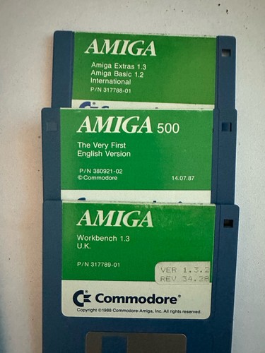 WORKBENCH 1.3 3er Set Original Disks getestet nur Hauptdiskette getestet