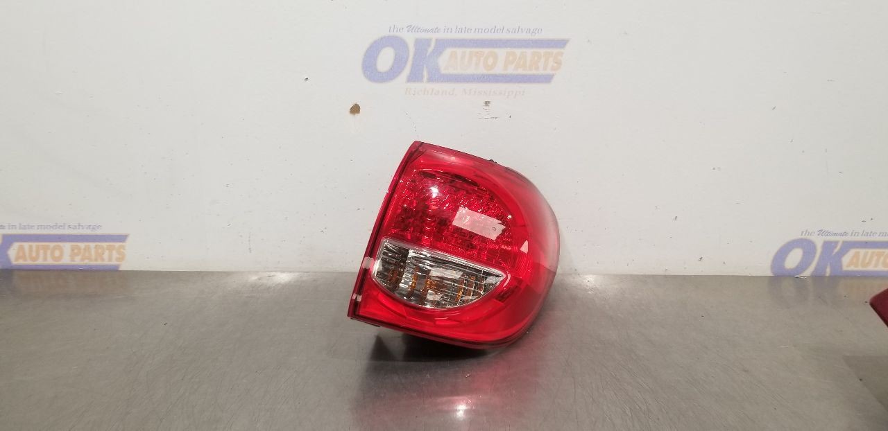 14 TOYOTA SEQUOIA QUARTER PANEL MOUNTED TAIL LAMP LIGHT ASSEMBLY RIGHT PASSENGER