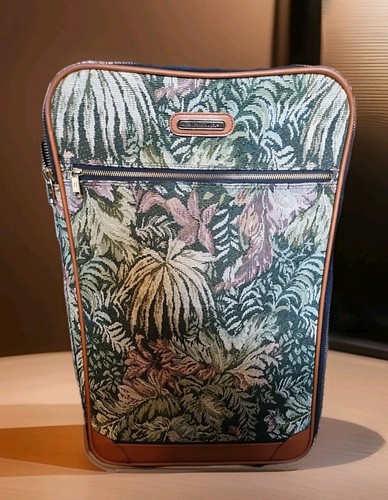 American Tourister Tapestry Floral Wheeled Suitcase Luggage Excellent