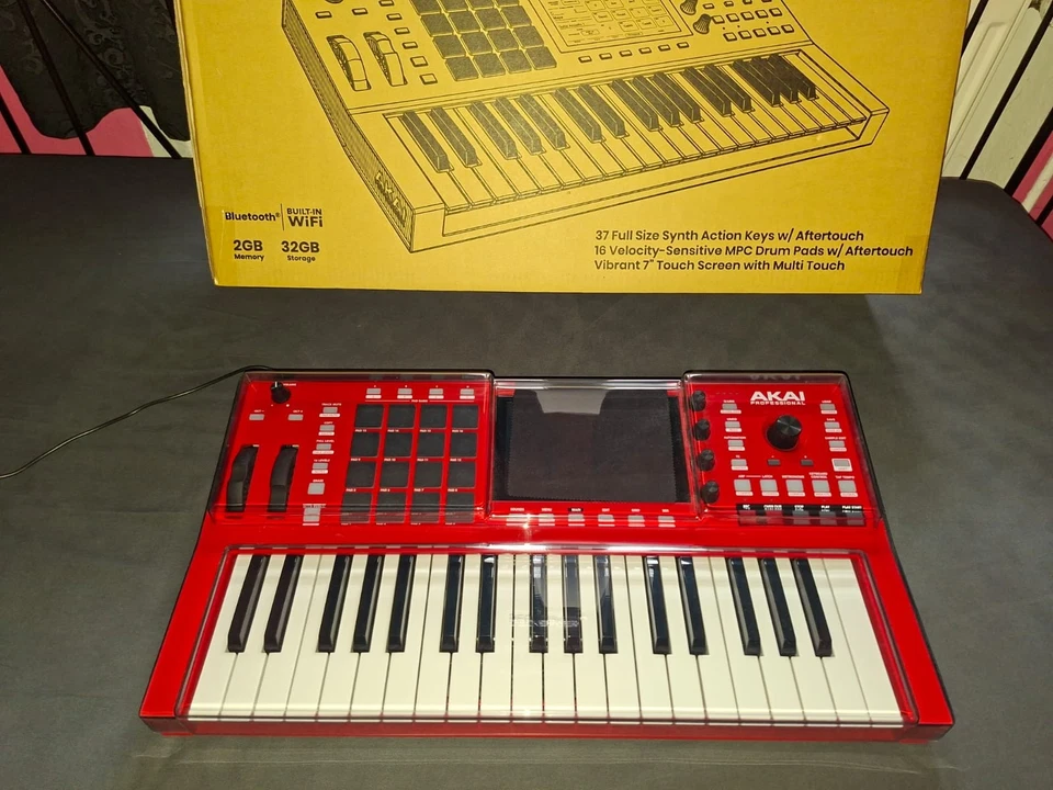 AKAI Professional MPC Key 37 - Synthesizer Sampler inkl. Decksaver + Rg 06/2025 - Bild 3 von 4