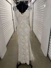 Lulus Wedding Dress Small VNeck Mermaid Lace White Nude Sleeveless size S