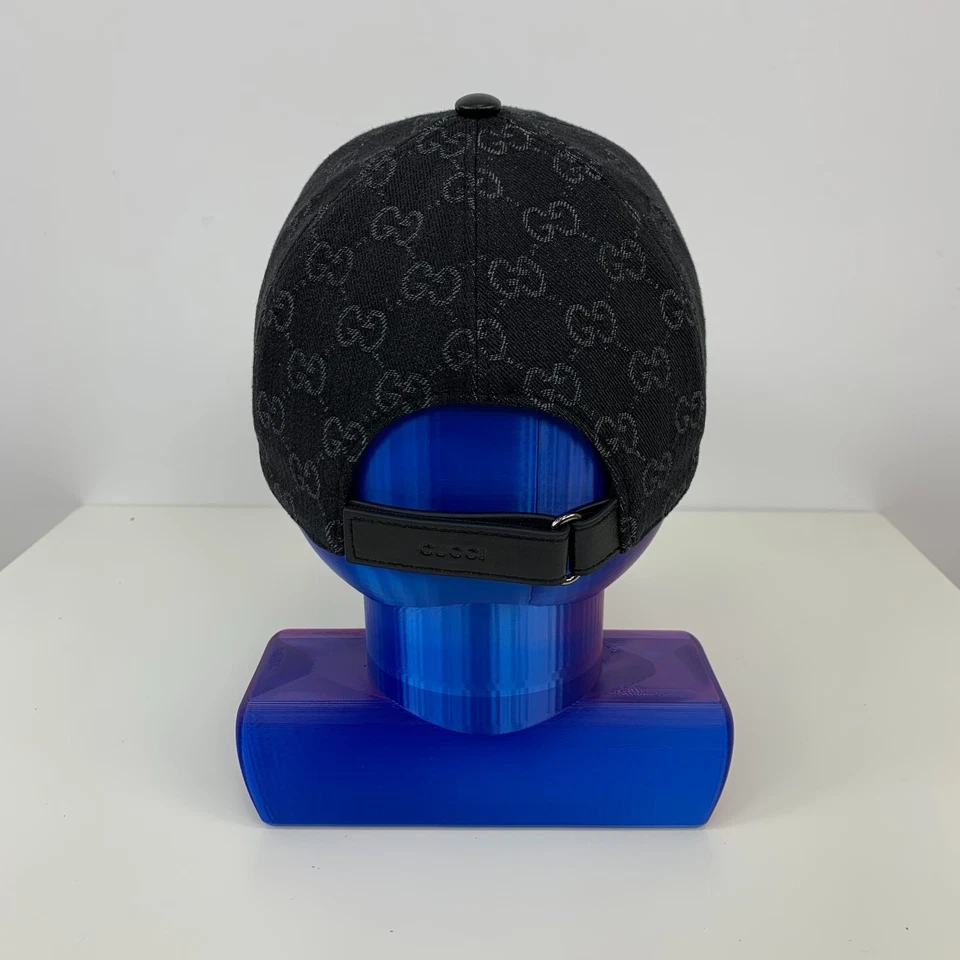 Gucci GG Monograma Logo Denim Algodón Gorra de Béisbol Sombrero Negro y Gris Talla M Foto 2 de 4