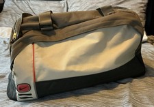 Nike Medium Zip Fastening Bag Travel Gym Holdall Beige Khaki Black Vintage Rare