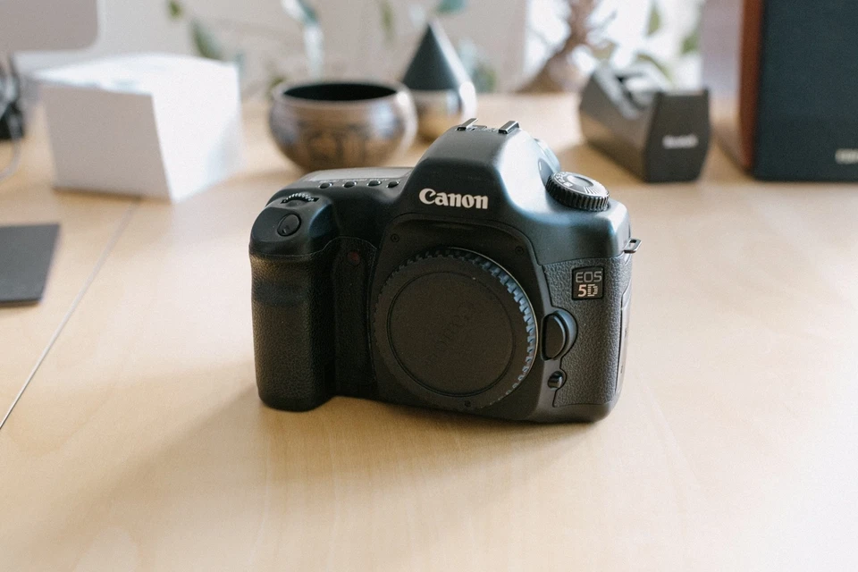 Canon EOS 5D (Mark I / Classic) (gebraucht, guter Zustand) - Bild 2 von 4