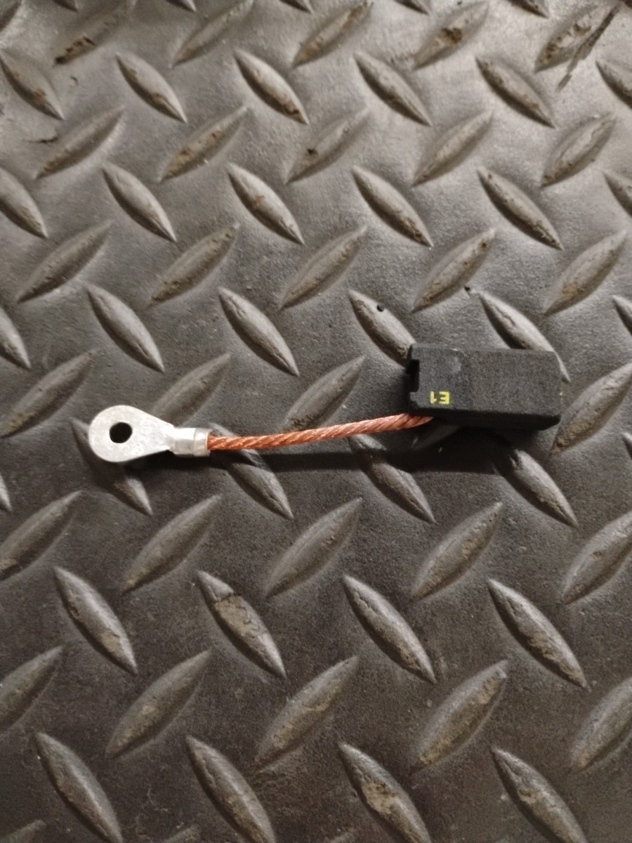 OEM Lincoln Electric T 6968 Exciter Brush for SA-200 Welder