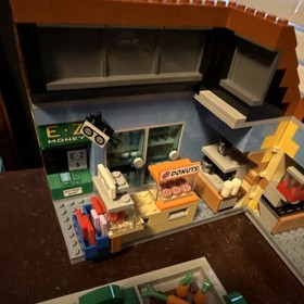 LEGO The Simpsons Kwik-E-Mart 71016 Complete Set w/ Minifigures & manual 