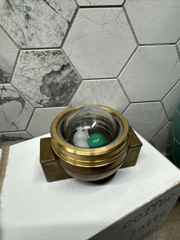 Machine Products 202 Visual Flow Indicator 1/4" Brass USED