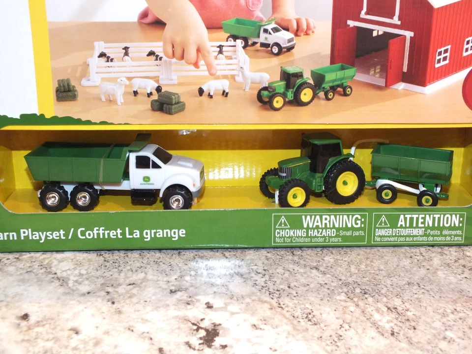 Tomy John Deere 1/64 Granja Tractor Granero Animales Juego Carne Ganado Fábrica Nuevo Foto 2 de 4