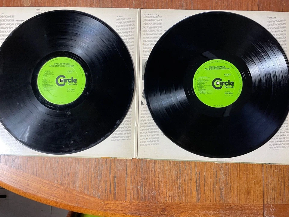 Vive La France 1 - Alle Grote Franse Successen (Holland) Double-LP Vinyl - Image 2 of 4