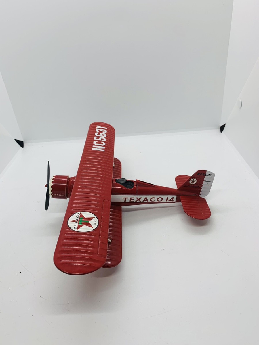 Die Cast Bi-Plane ERTL Texaco NC563Y Red Model/Coin Bank