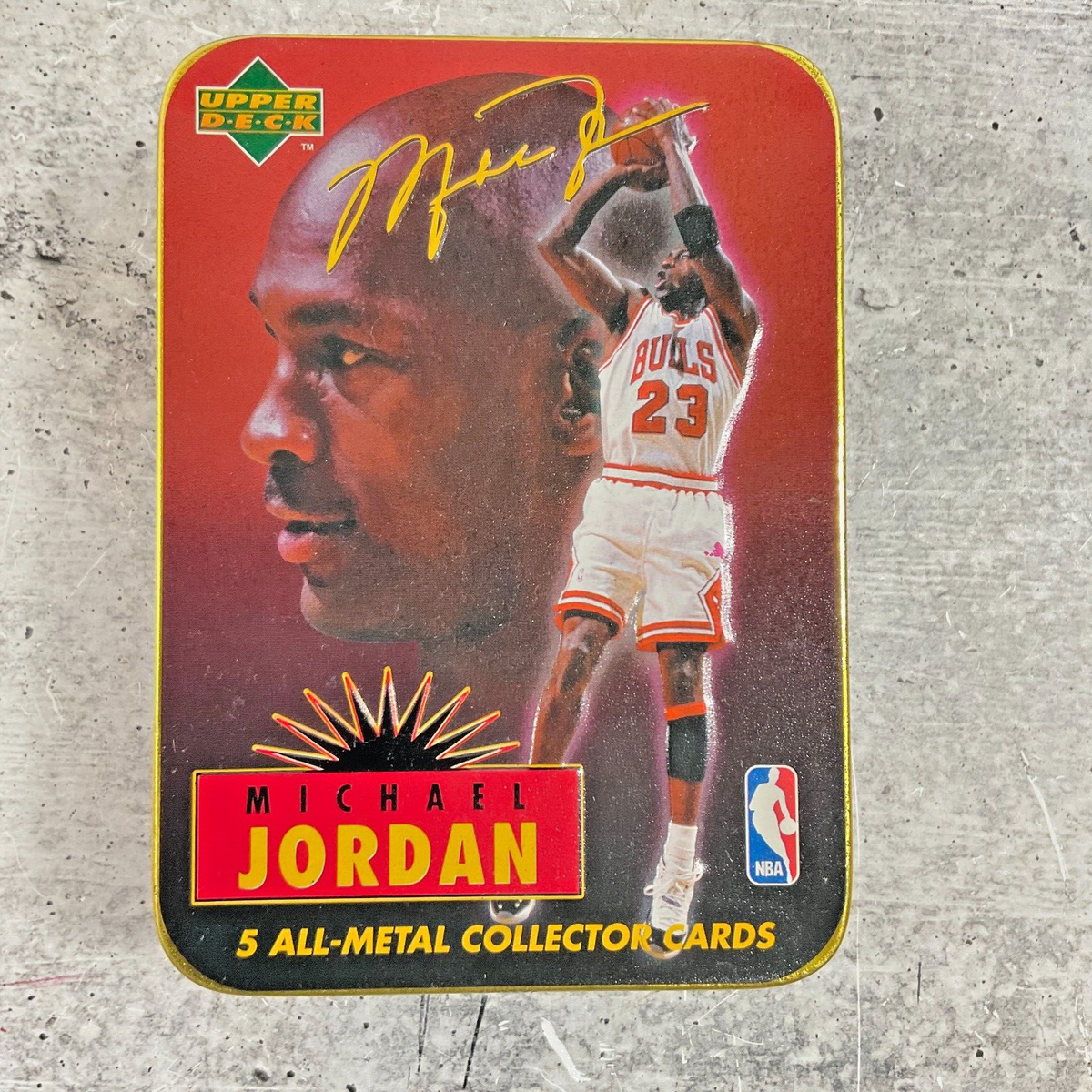 Michael Jordan Metal Collector Cards set of 5 in Decorative Tin