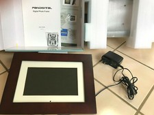 Pandigital 7-inch Photo Frame 128M Internal Memory with Remote - Clock Calendar