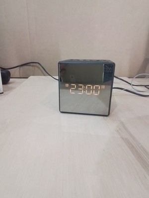 Sony ICF-C1T Radio-Uhr Uhrenradio Radiowecker Cube FM/AM Analog Tuner Schwarz