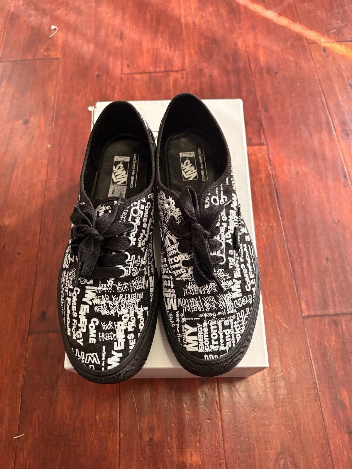 Rare Comme de Garçons x VANS Collab Sneakers Size US9