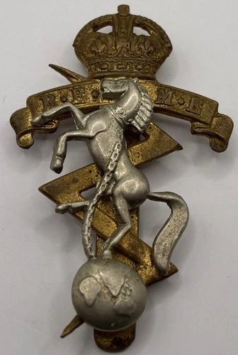 Genuine WW2 Royal Electrical & Mechanical Engineering / REME King's Crown Badge