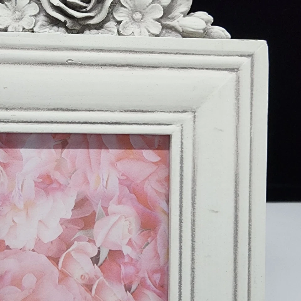 Moldura branca chique gasto com destaque floral superior 3-3/8"x5-3/8" - Imagem 4 de 4