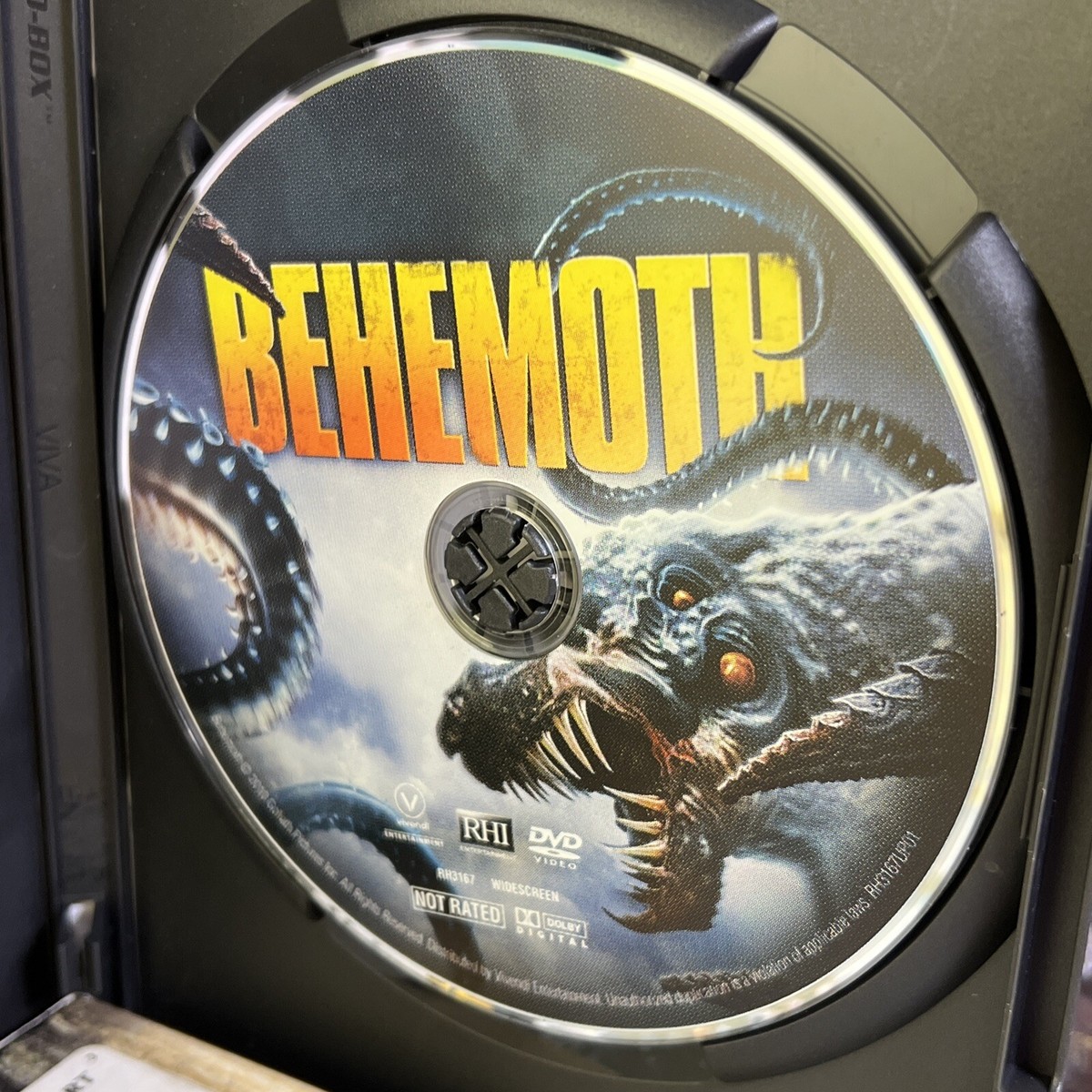 【コンユ】MONSTER 【DVD付き】 Behemoth 2011 DVD w/ Slipcase Emily Green Ed Quinn Giant