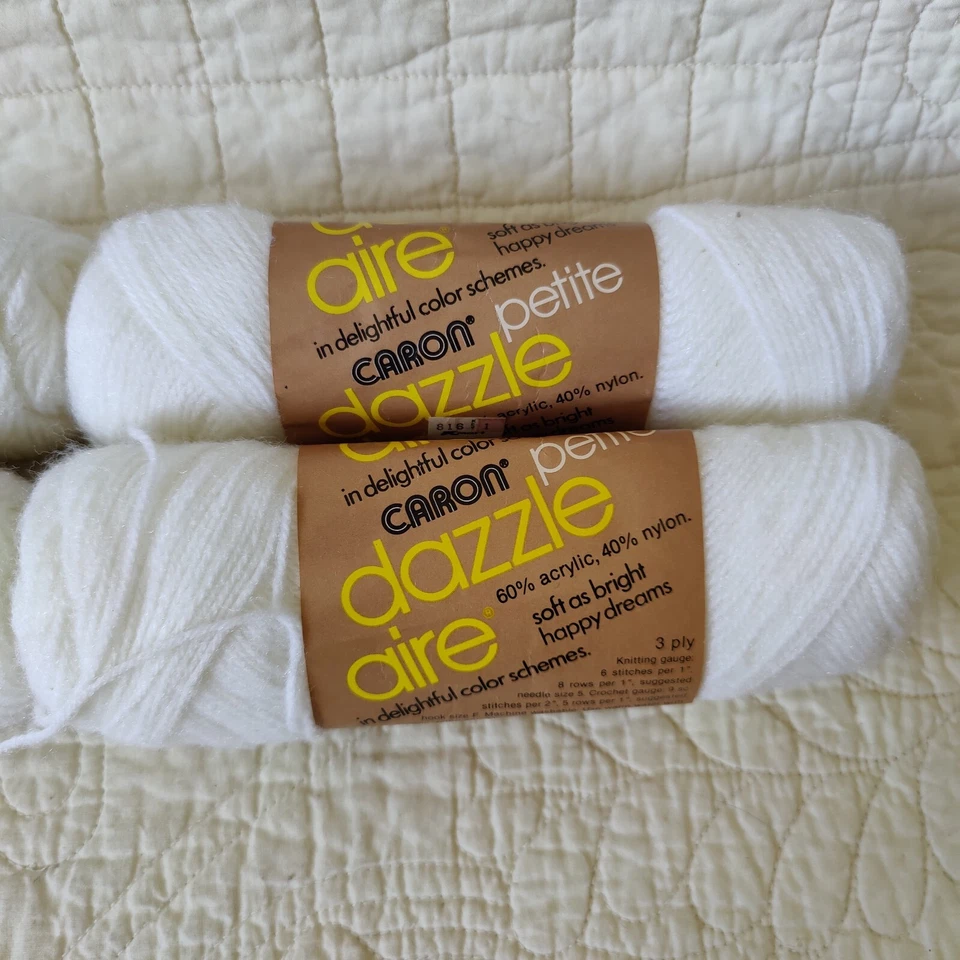 4 Caron Petite Dazzle Aire White 2701 Yarn Light Weight #3 3oz Skein 3 Ply Vtg - Image 2 of 4
