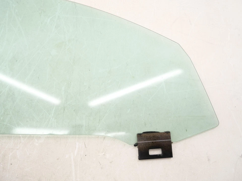 Vidrio ventana puerta pasajero delantero derecho cupé usado 2008-2013 BMW M3 E92 OEM Foto 4 de 4