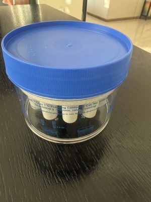 Lightly used Mr. Frosty Nalgene Cryo 1C Freezing Container 1.2-2mL Cryovials  