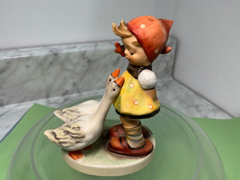 Hummel #47/3 "Goose Girl" 4" tall, tmk 5 Beautiful piece (I-54)