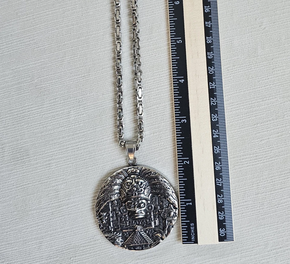 Guerrero Maya De Acero Inoxidable Con Cadena De Acero Inoxidable 26" Pulgadas Foto 2 de 2