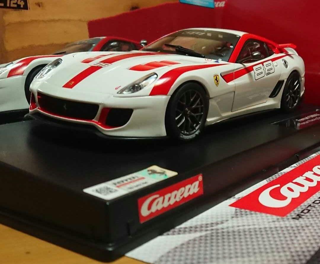カレラ デジタル124スロットカー 1/24 Ferrariフェラーリ599XX 1 / 20 Carrera Digital 124 Slot Car 1/24 Ferrari 599XX Used