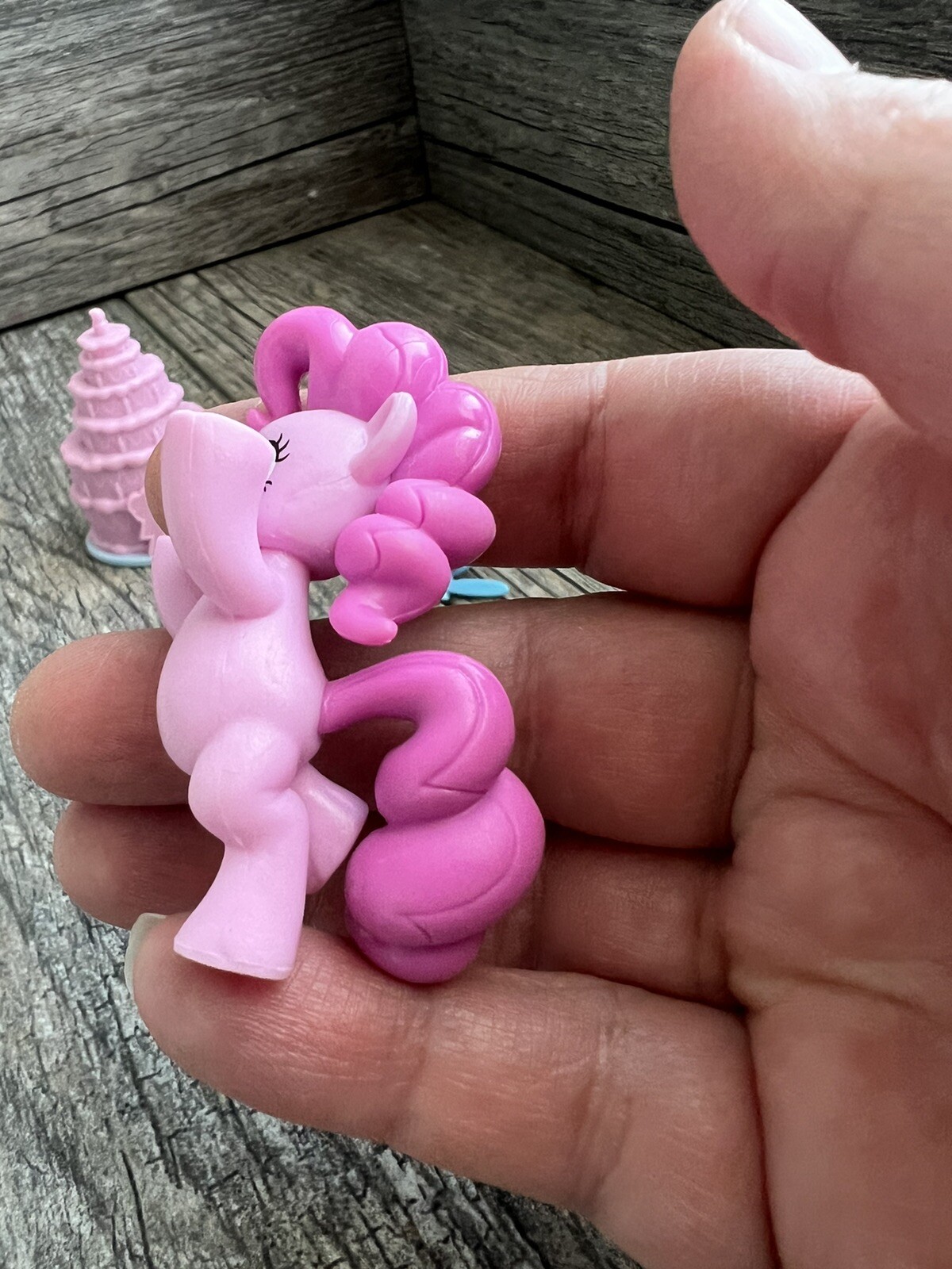 My Little Pony negozio di dolci accessori torta mignolo con cappello e torta di compleanno
