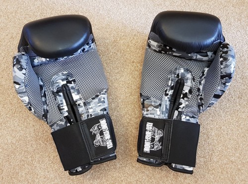 Krav Maga London Boxing Gloves - Leather 16oz - Picture 3 of 9