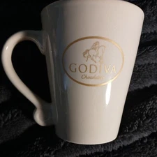 California Pantry Classic Multifunctional Decorated Off White coffee mug 4"H