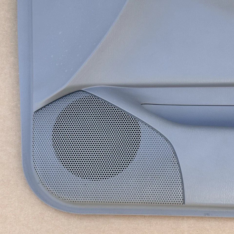 Panel de puerta del pasajero delantero derecho Toyota Corolla 2003 2004 2005 2006 2007 2008 Foto 2 de 4