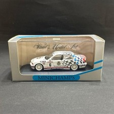 BMW 318i MINICHAMPS 1/43