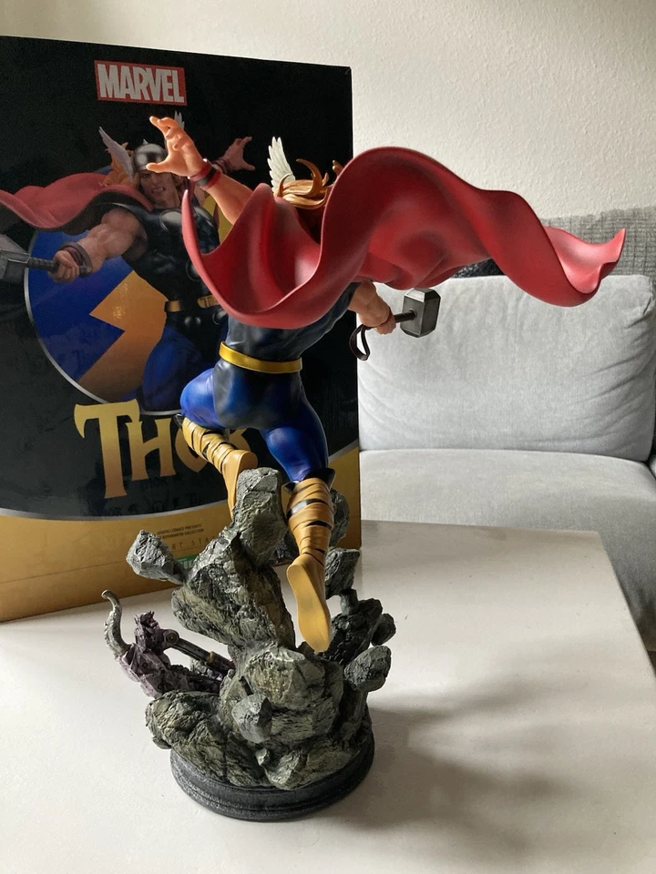 Kotobukiya Marvel “Thor” Fine Art Statue - Image 4 of 4