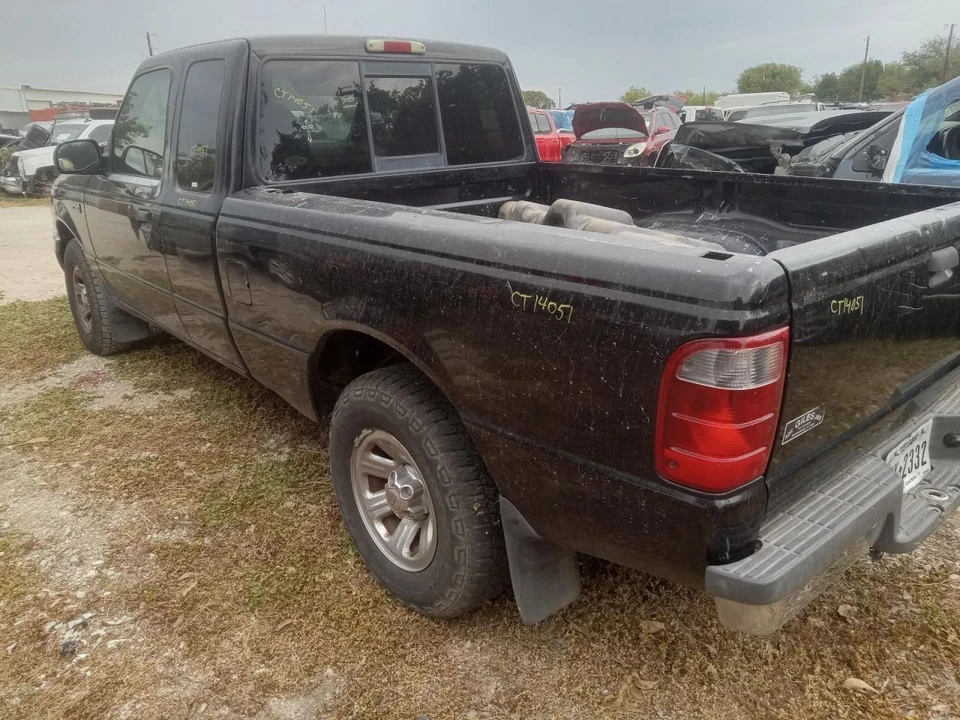 (LOCAL PICKUP ONLY) Radiator Fits 00-08 MAZDA B-3000 613845 Foto 4 de 4
