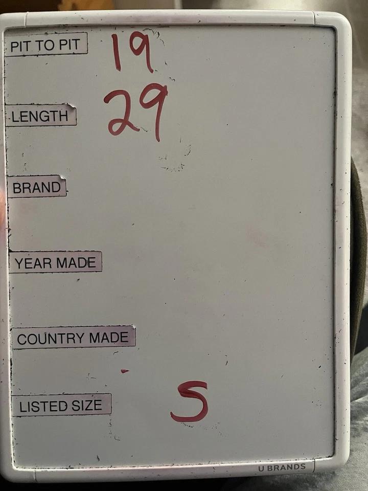 Camiseta deportiva pequeña estilo baloncesto licor Bacardí negra Foto 4 de 4