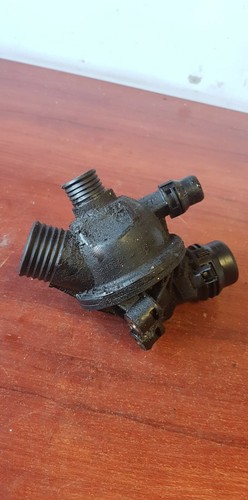 BMW 1 3 5er E60 E81 E87 E90 E91 N43 Thermostatgehäuse Kasten Benzin 7552403