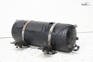 2018-2024 FREIGHTLINER CASCADIA AIR TANK RESERVOIR WITH BRACKET OEM
