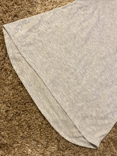 Stranded Gray Ladies Tropical Print Pocket Tee Size Medium - Picture 4 of 4