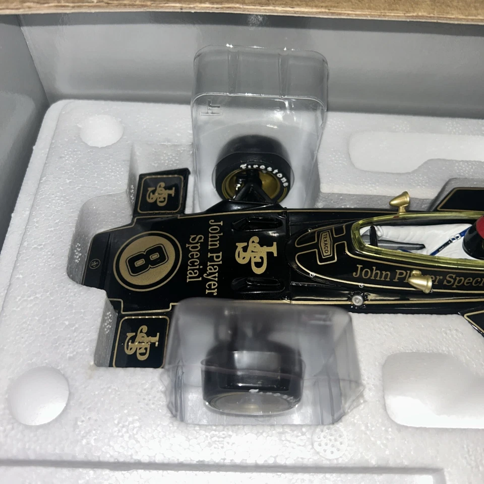 1/18 Lotus 72D E. Fittipaldi British GP JPS 1972 Quartzo Model Racing Car - Image 4 of 4