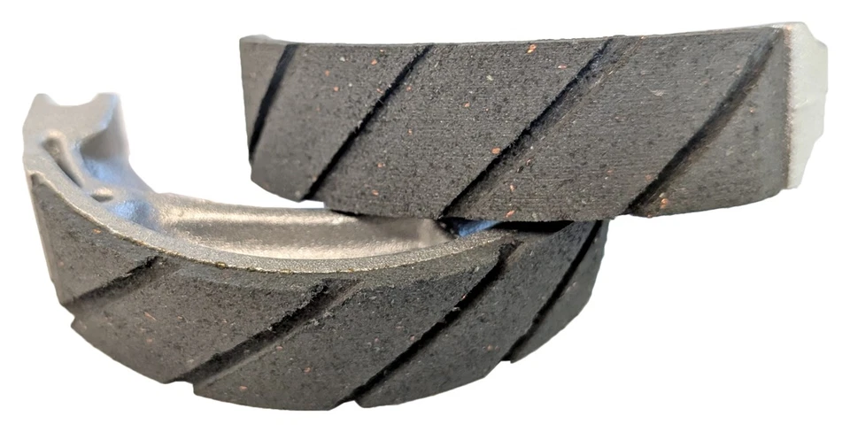 Zapata de freno trasera ranurada Emgo para Honda 80-88 CT110 Trail 88-98 NX125 1979 XR185 Foto 3 de 3