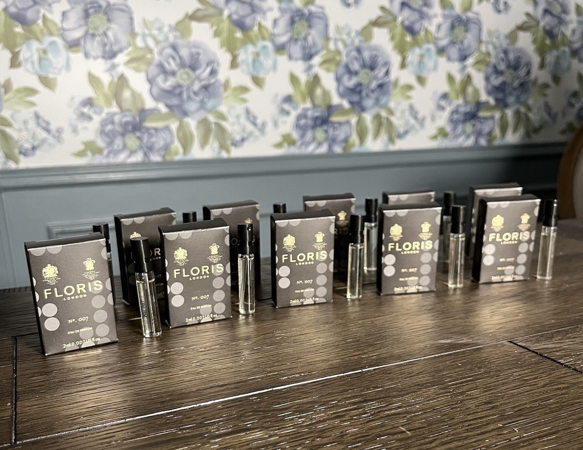 Floris No 007 Eau De Parfum James Bond Collab 0.2ml x 10 (20ml
