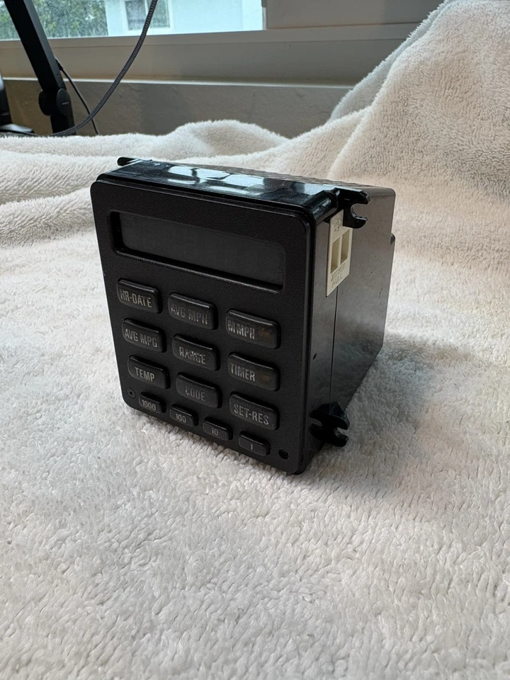 Ordenador y arnés OBC de 13 botones 84-88 BMW 325i 535i E30 E28 E24 65811374917 Foto 2 de 4