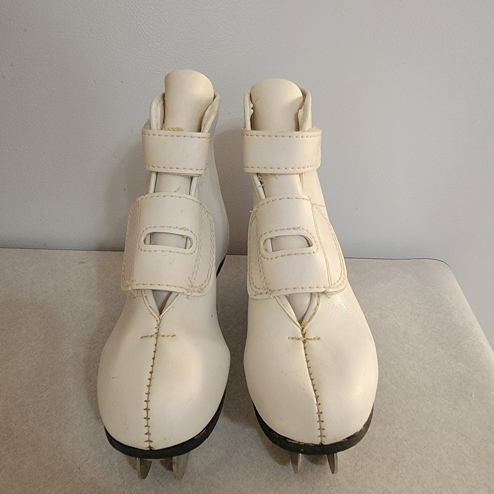 Vintage Children's Ice Skates Size 10 Double Blade Retro Trainers White