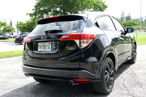2021 Honda HR-V FREE Delivery! Call/txt 305-916-1848 or 786-328-3187 - Picture 9 of 32
