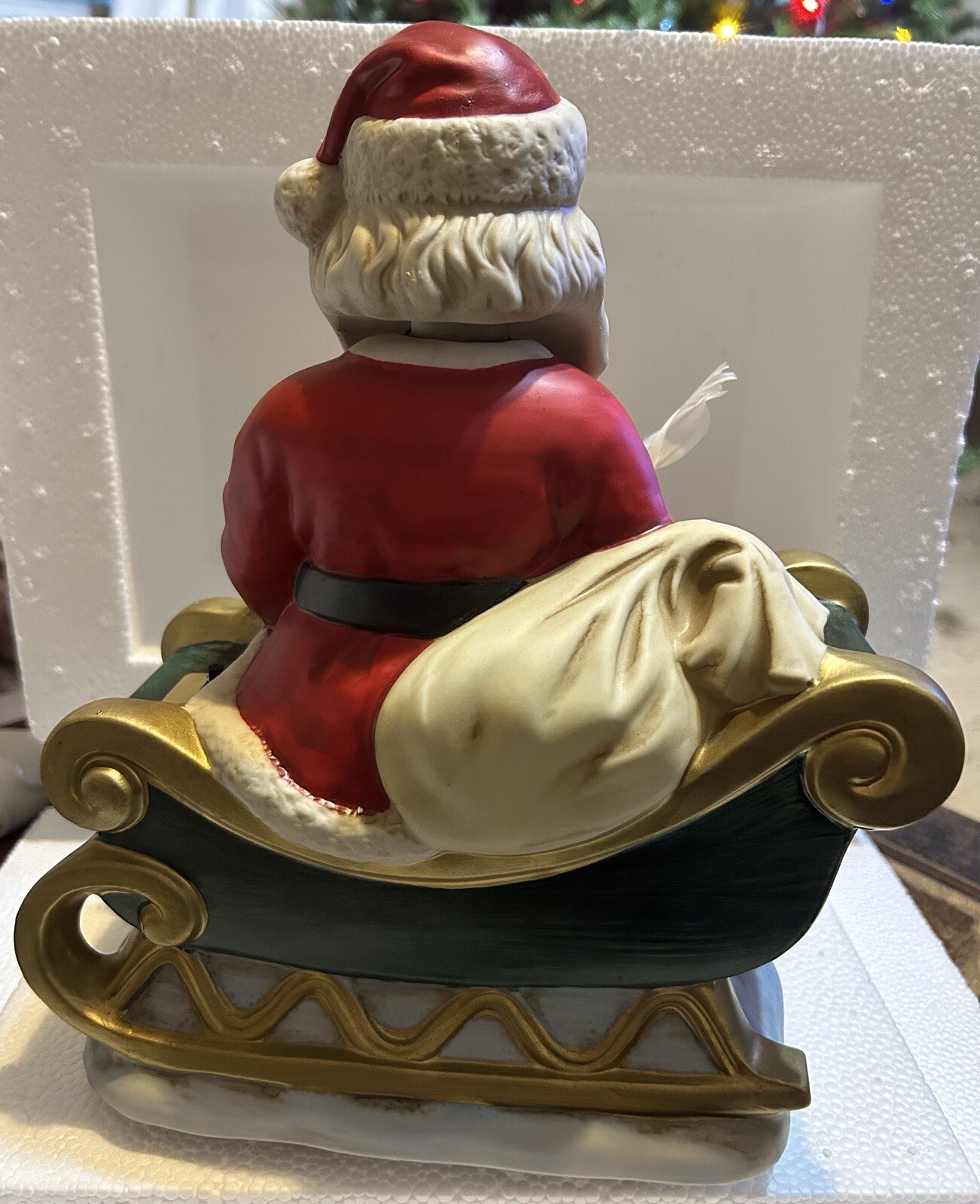 Vintage Melody In Motion Christmas 1986 WACO Musical Santa Claus With