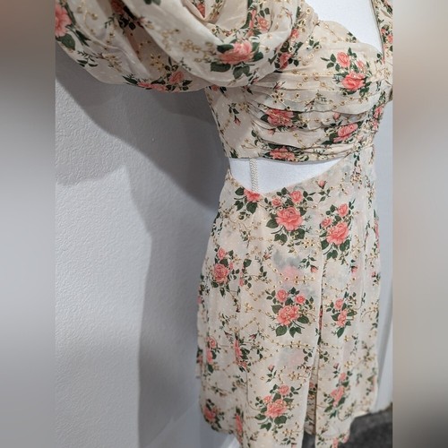 Asos Design Women Floral Print Puffed Sleeves Cutout w/Broidery Mini Dress Sz 4 - Picture 3 of 11